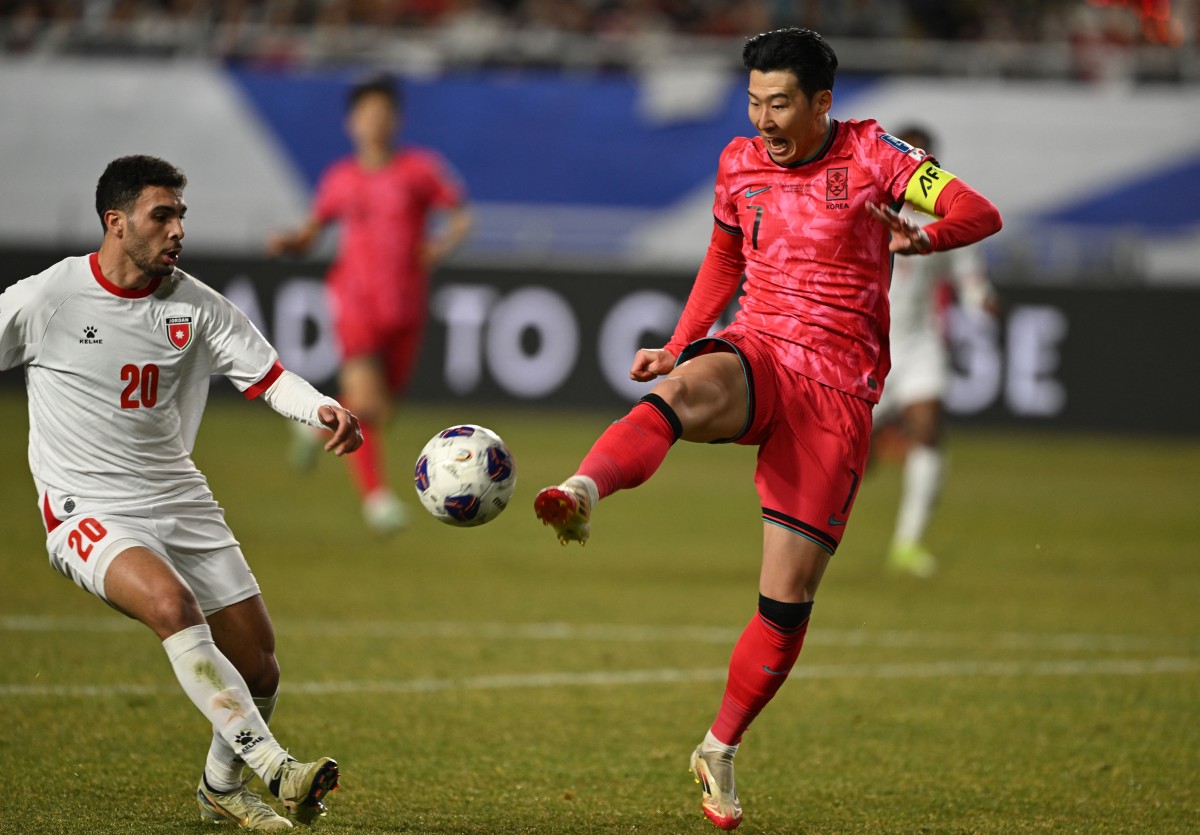 经纪人：那不勒斯今夏也有意博尼，但奥西利奥起了决定性作用